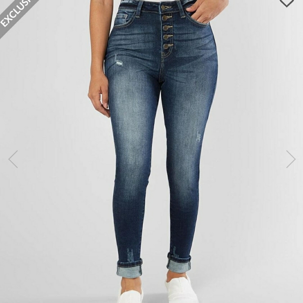 NEW~Women's Kurvy Kancan Ultra High Jeans